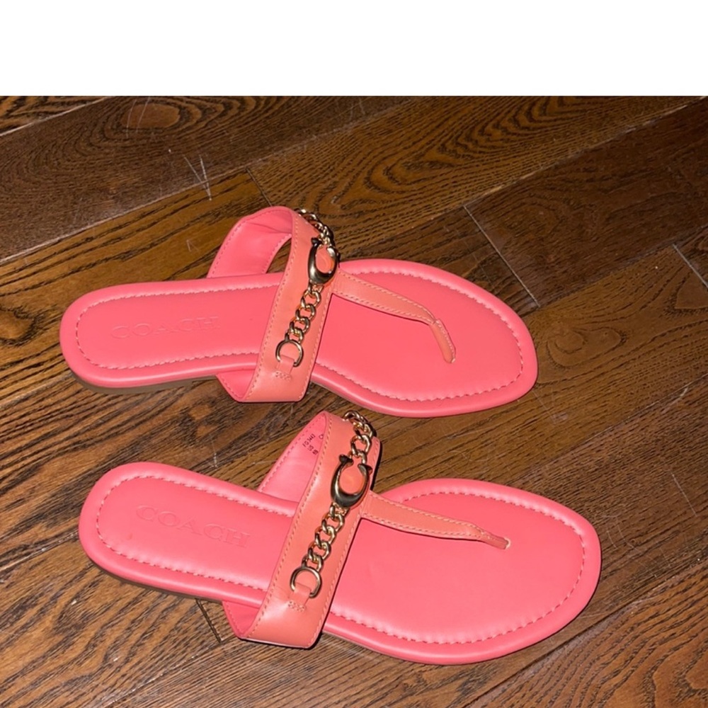 Coach size 8 coral flip flops